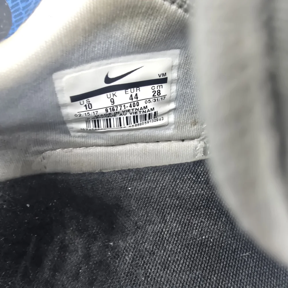 Nike Air Sneakers Men Blue‎ and Black Athletic Shoes Size 10